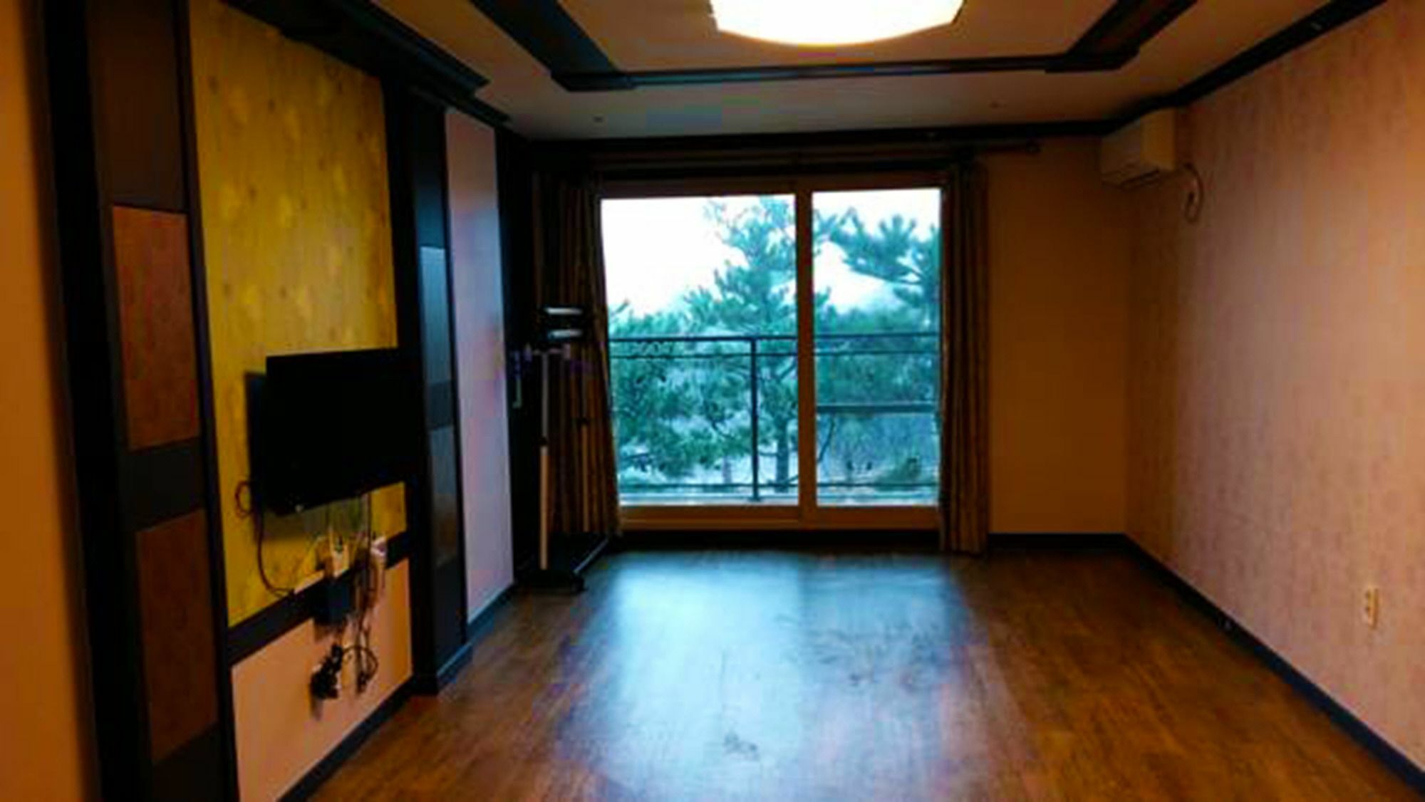 Jeju Ts Youth Hostel & Resort ซอกวีโพ ภายนอก รูปภาพ