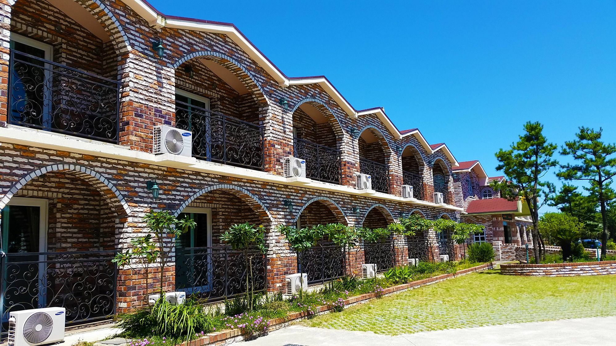 Jeju Ts Youth Hostel & Resort ซอกวีโพ ภายนอก รูปภาพ